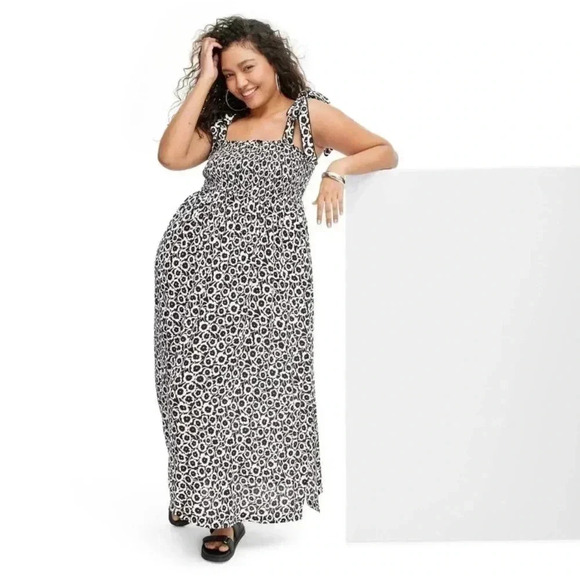 NWT Women's Smocked Tie Strap Neutral
Poppy Midi Dress - DVF for Target XXS - Picture 6 of 8